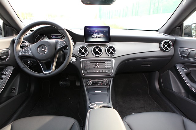 Mercedes Elektronik Arızaları: Bilgi-Eğlence Sistemindeki Sorunlar Mercedes Elektronik Arızaları: Bilgi-Eğlence Sistemindeki Sorunlar